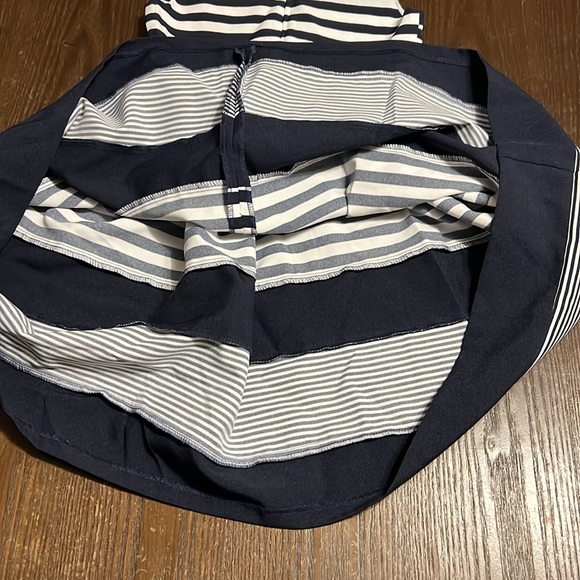 Beautiful Girls Dress - Picture 7 of 11